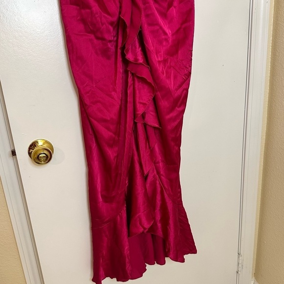 SHEIN Women's Red Dress - Picture 4 of 13
